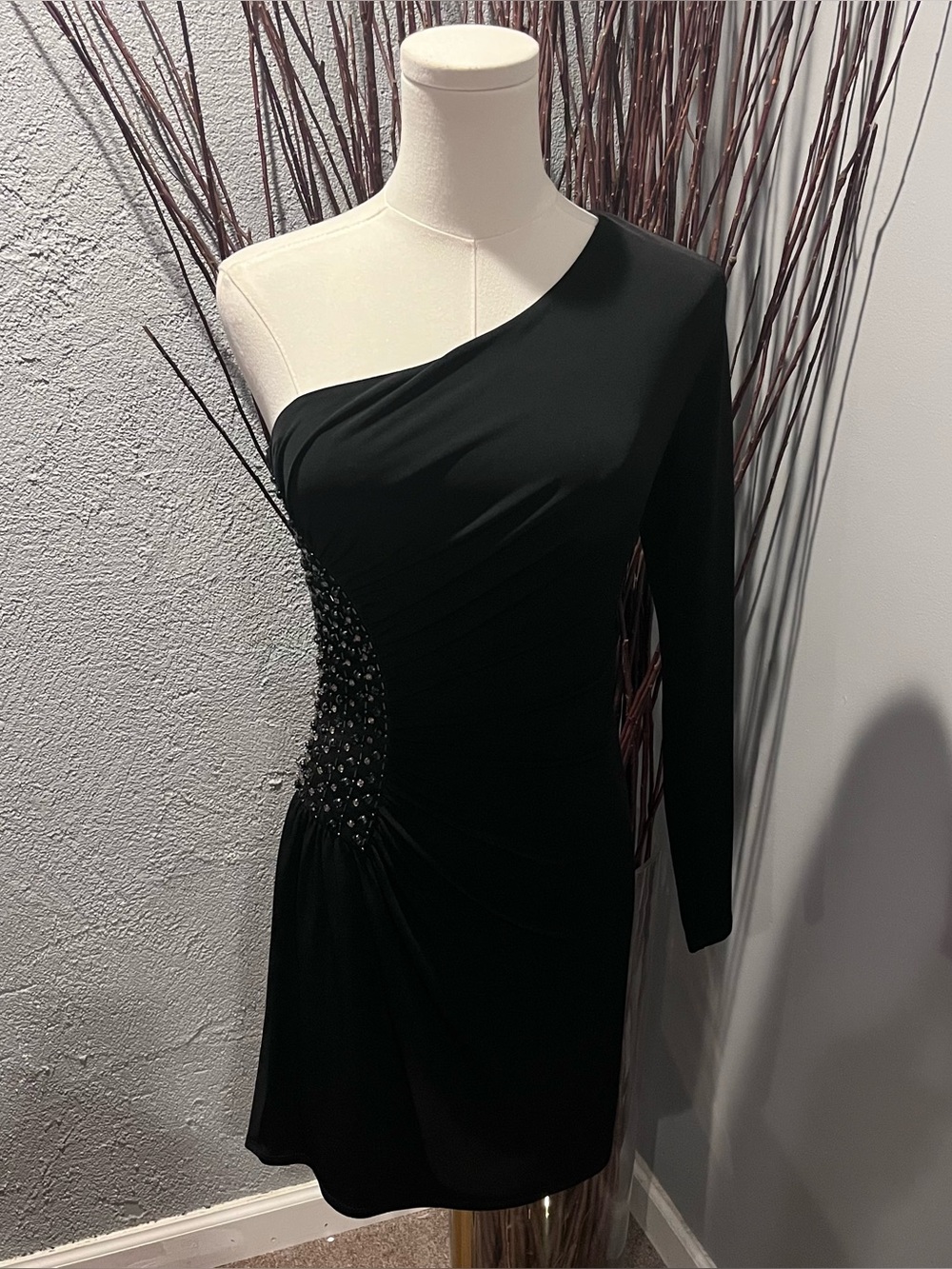 🌺LAUNDRY BY SHELLI SEGAL BLACK ONE SLEEVE BODYCON DRESS SIZE 0🌺